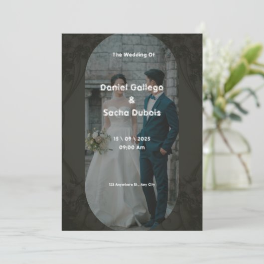 Zwart en bruin eenvoudige bruiloft uitnodiging (Staand voorkant)