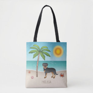 Zwart en bruine Rottweiler op een tropisch zomerse Tote Bag