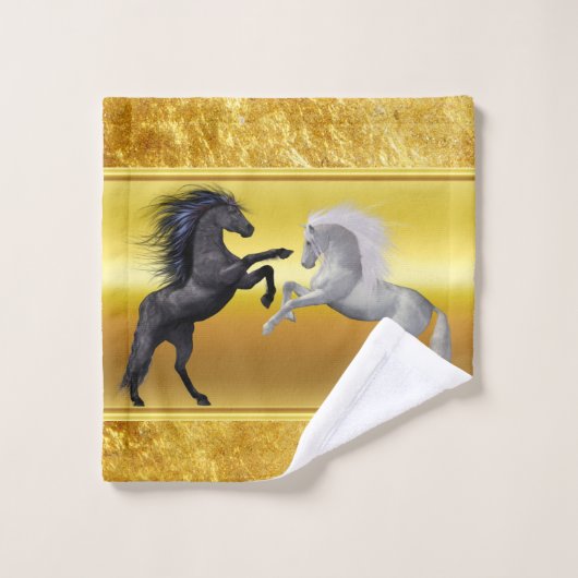 Zwart en een wit paard dat vecht bad handdoek (Wasdoekje)