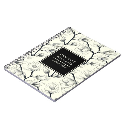 Zwart en gebroken wit elegant Magnolia Botanisch Notitieboek (Linkerzijde)