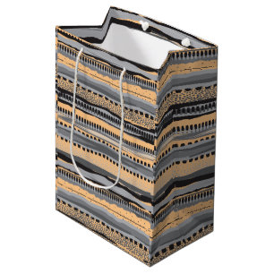 Zwart en geel tribal geometrisch vormenpatroon medium cadeauzakje