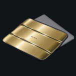 Zwart en glanzend metalen gouden strepen laptop sleeve<br><div class="desc">Elegante moderne geometrische gouden tonen roestvrij staal met zwarte strepen accent. Facultatief monogram.</div>