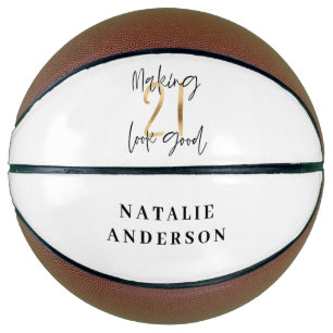 Zwart en goud 21ste verjaardag modern script stijl basketbal