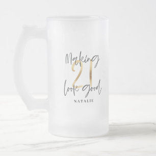 Zwart en goud 21ste verjaardag modern script stijl matglas bierpul
