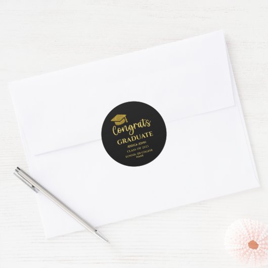 Zwart en Goud Congrats Afstuderen Afstuderen Ronde Sticker (Envelop)