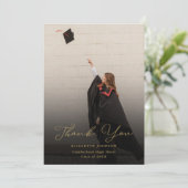 Zwart en goud Elegant Photo Script Afstuderen Bedankkaart (Staand voorkant)