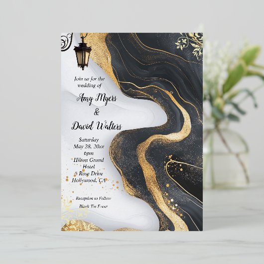 Zwart en Goud Elegante bruiloft Uitnodiging (Staand Voorkant)