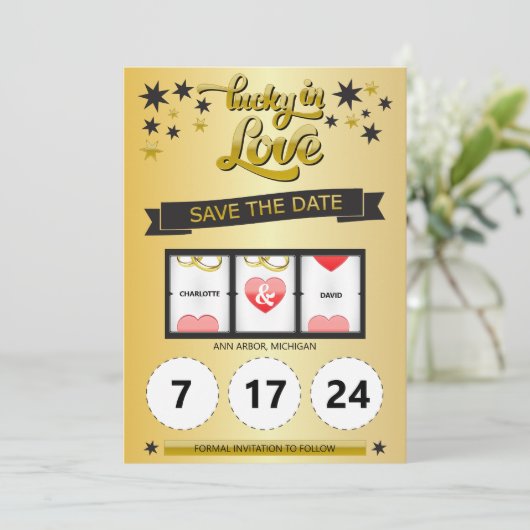 Zwart en Goud Gelukkig Verliefd Save the Date (Staand voorkant)