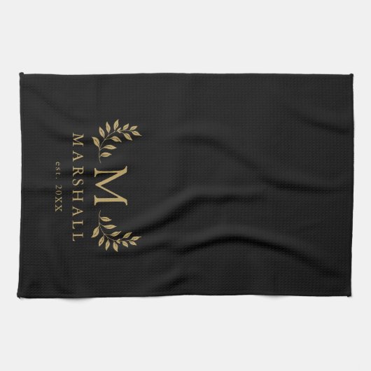 Zwart en Goud Modern Bloemmonogram Familienaam Theedoek (Horizontaal)