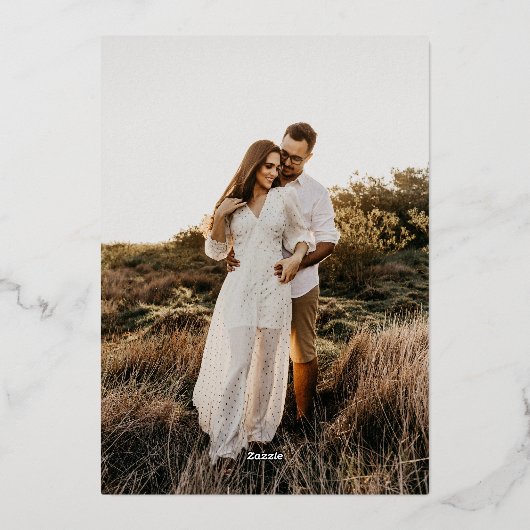 Zwart en Goud Monogram Custom Photo Bruiloft Folie Uitnodiging (Achterkant)