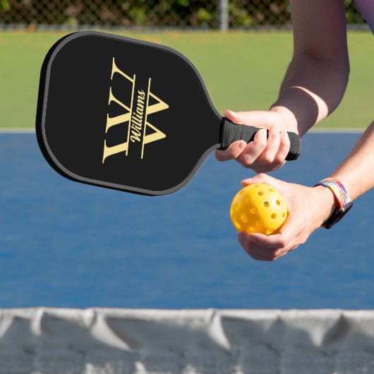 Zwart en goud monogram | Elegant Initiaal script Pickleball Paddle (Insitu)