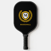 Zwart en Goud Monogram Logo Crest Pickleball Paddle (Voorkant)