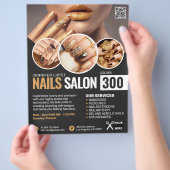 Zwart en Goud Nail Salon flyer (Hand)