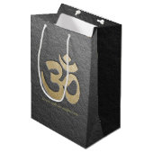 Zwart en goud OM-symbool YOGA-Meditatie-instructie Medium Cadeauzakje (Voorkant Gekanteld)