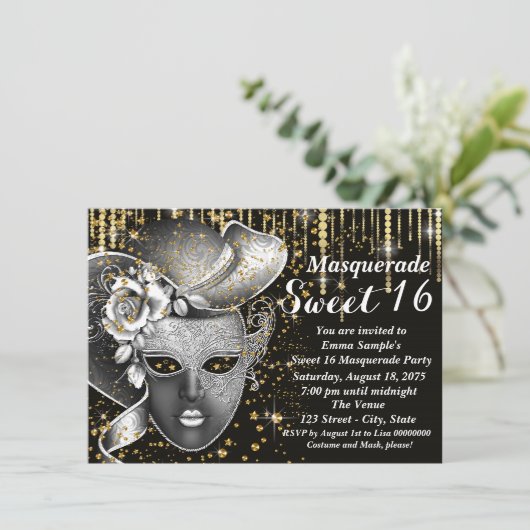 Zwart en goud Sweet Sixteen Masquerade Party Kaart (Staand voorkant)