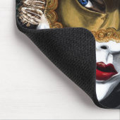 Zwart en goudcarnavalmasker door PSOVART Muismat (Hoek)