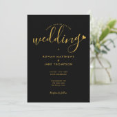 Zwart En Gouden Hart Elegante Script Foto Bruiloft Kaart (Staand voorkant)