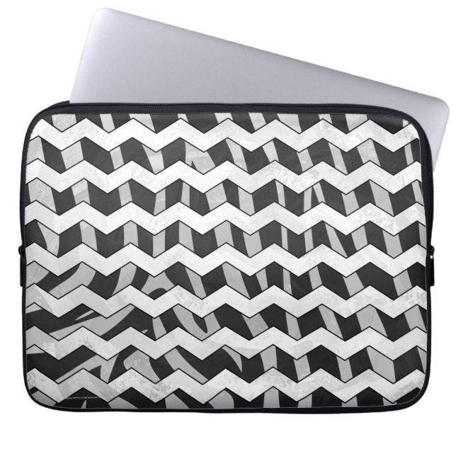 Zwart en grijs Chevron Zebra patroon Laptop Sleeve (Voorkant)
