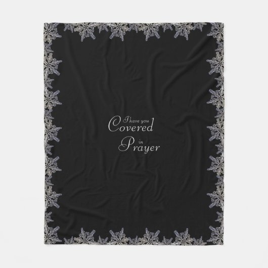 Zwart en grijs Gedekt in Prayer Crystal Snowflake Fleece Deken (Voorkant)