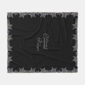 Zwart en grijs Gedekt in Prayer Crystal Snowflake Fleece Deken (Voorkant (Horizontaal))
