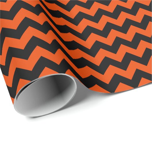 Zwart en helder Oranje medium Chevron Cadeaupapier (Rol Hoek)