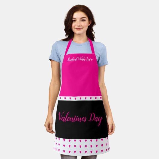 Zwart en helder roze schort (Gedragen)