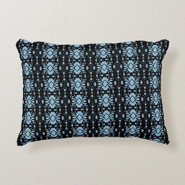 Zwart en licht blauw geometrisch patroon accent kussen (Voorkant)