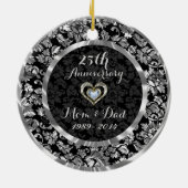 Zwart en metaalzilver 25th Wedding Jubileum Keramisch Ornament (Achterkant)
