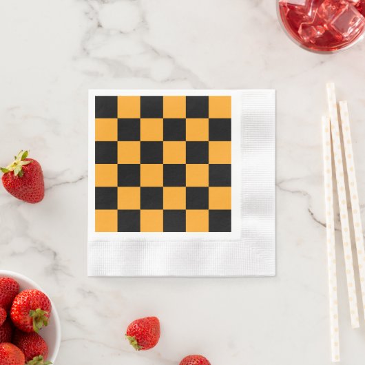 Zwart en Oranje Check Pattern Servetten (Insitu)