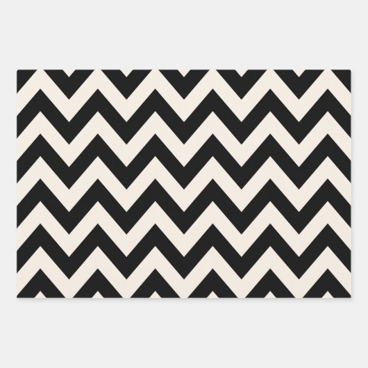 Zwart en roomwitte Chevron, zigzag Herringbone Inpakpapier Vel (Voorkant)