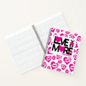 Zwart en roze houden meer van je notitieboek (Binnen)