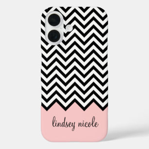 Zwart en Roze Modern Chevron Custom Monogram iPhone 16 Hoesje