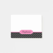 Zwart en Roze Monogram Quatrefoil Post-it® Notes (Voorkant)