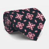 Zwart en roze stropdas (Opgerold)
