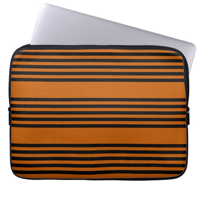 Zwart en verbrand oranje vijf strips laptop sleeve (Voorkant)