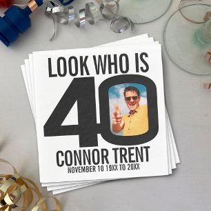 Zwart en wit 40ste verjaardag foto kijken wie is servet