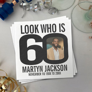 Zwart en wit 60ste verjaardag foto kijken wie is servet