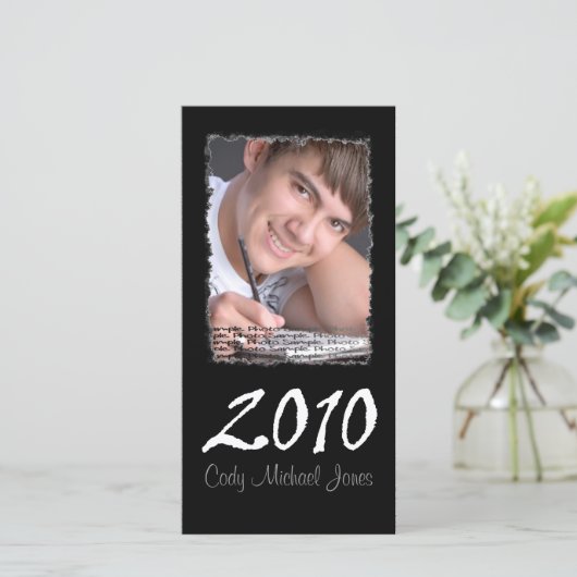 Zwart en wit Afstuderen van de Stijlstijl van de G (Staand voorkant)