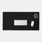 Zwart en wit drieletterig monogram bovenhoek bureaumat (Keyboard & Muis)