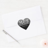 Zwart en Wit Eenvoudig Modern Chique Script Trouwe Hart Sticker (Envelop)