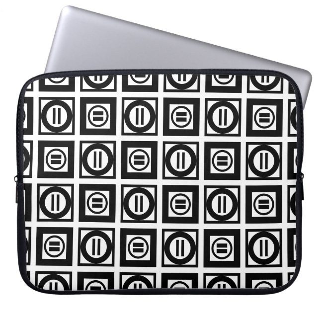 Zwart en wit Geometrisch Equal Sign Patroon Laptop Sleeve (Voorkant)