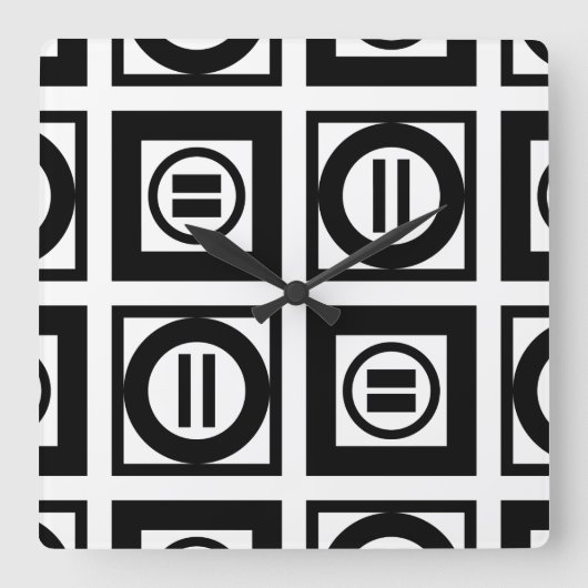 Zwart en wit Geometrisch Equal Sign Patroon Vierkante Klok (Voorkant)