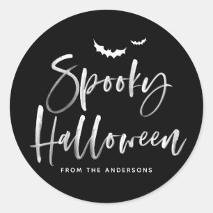 Zwart en Wit Griezelige Halloween Borstel Letterin Ronde Sticker