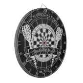 Zwart en wit hout Familie Custom Name Wedding Dartbord (Voorkant Links)