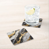 Zwart en wit marmeren patroon met goud kartonnen onderzetters (Insitu)