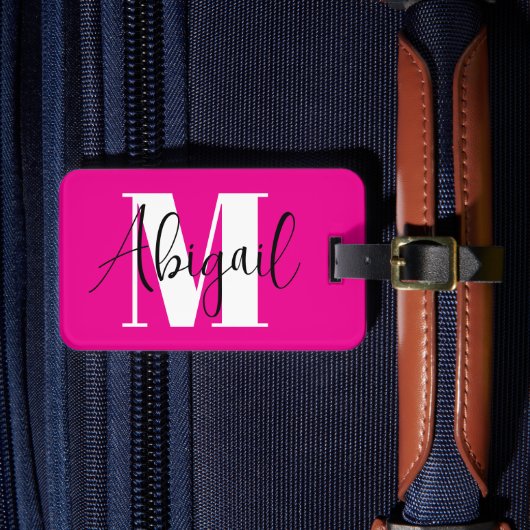 Zwart en wit modern monogram hete roze bagagelabel (Voorkant Insitu 4)