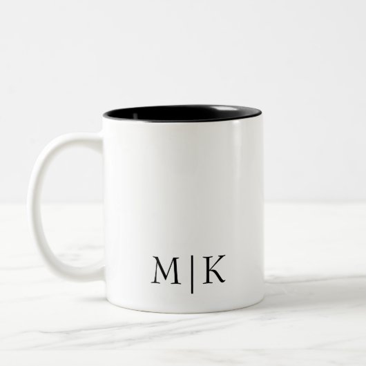 Zwart en wit | Modern monogram Tweekleurige Koffiemok (Links)