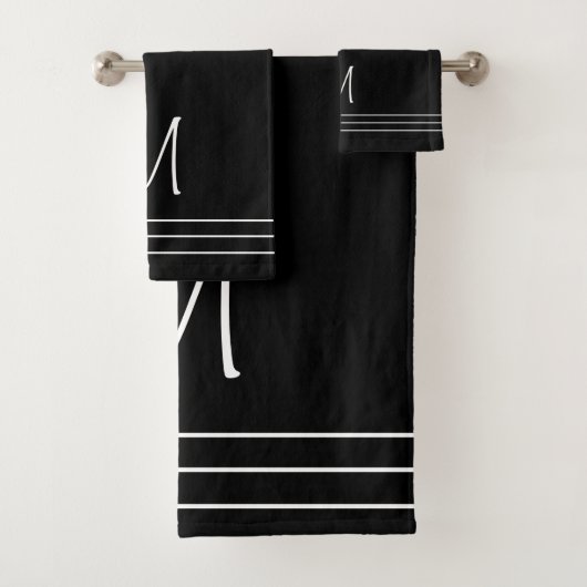 Zwart en Wit Monogram Bad Handdoek (Insitu)