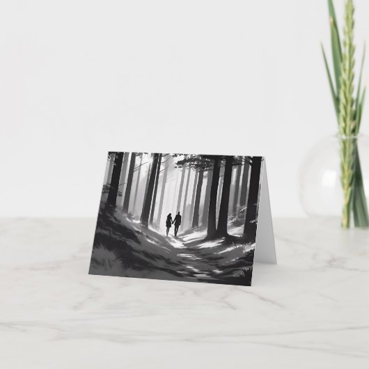 Zwart en wit romantisch koppelaarspad in het bos aankondiging (Voorkant)