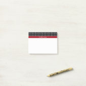 Zwart en Wit Stippen Cranberry Naam Initiaal Post-it® Notes (Op bureau)